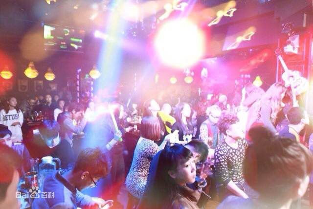 萧立扬近照性感图片图集