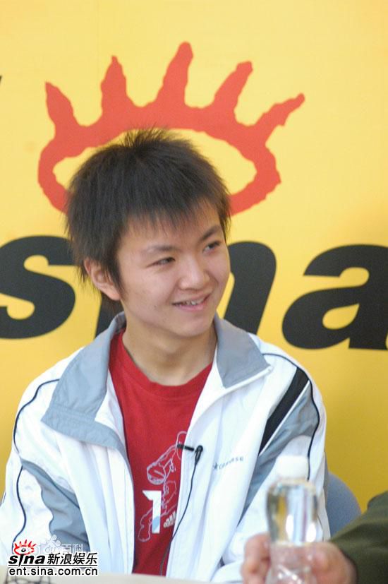 钟秋参加活动性感图片图集