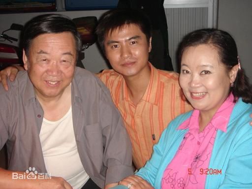 最新孙渤洋在《乡村大嘴巴》饰保贵中的壁纸