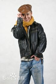 最新孙立洋性感图片