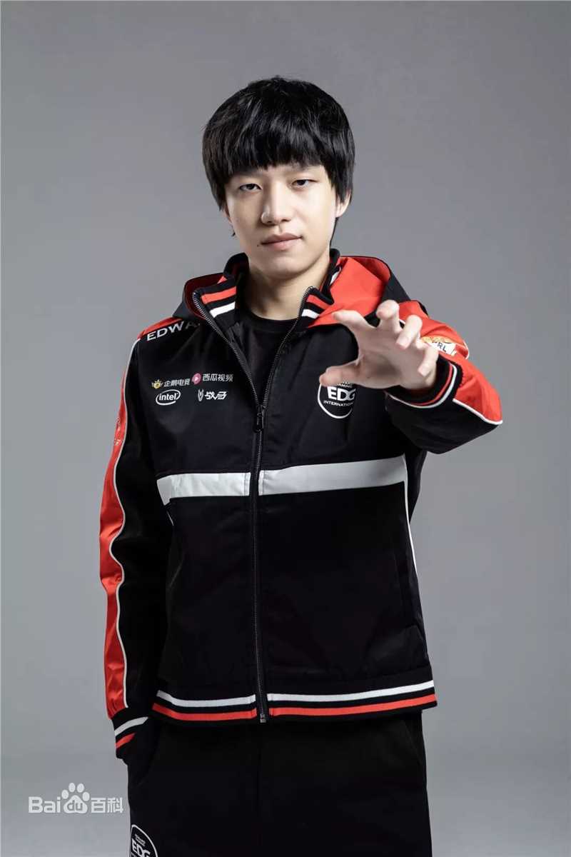 最新明凯性感图片