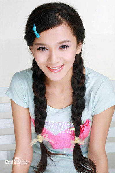 王希维多面美女生活照相册