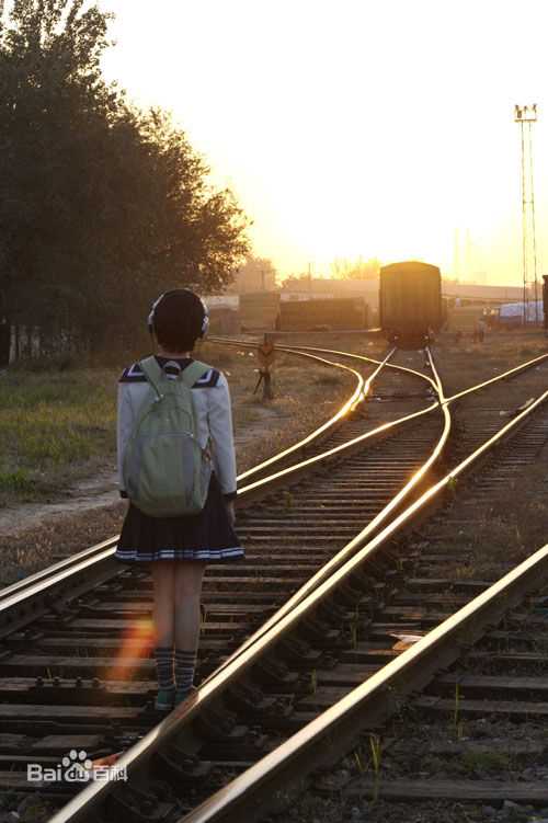 最新唐加思(Tang Jiasi)在《夏天有风吹过》中的图集