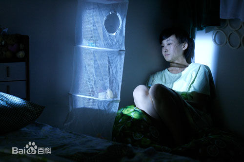 最新唐加思(Tang Jiasi)在《夏天有风吹过》中的图集