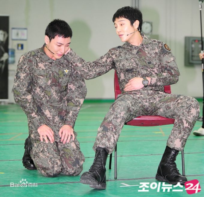 高清郑允鹤()在《The Promise中的图集