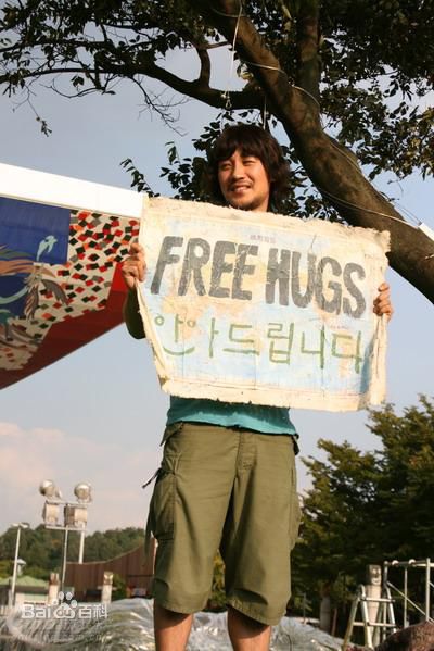 最新严泰雄(;(Uhm Tae-Woong))精彩图册