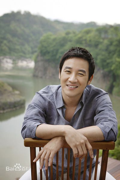 最优质严泰雄(;(Uhm Tae-Woong))生活照