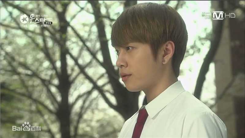 龙俊亨(，Yong Jun Hyung)《Monstar》最全剧照