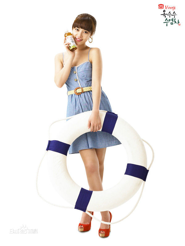 黄正音(Hwang Jung Eum)代言素颜照壁纸