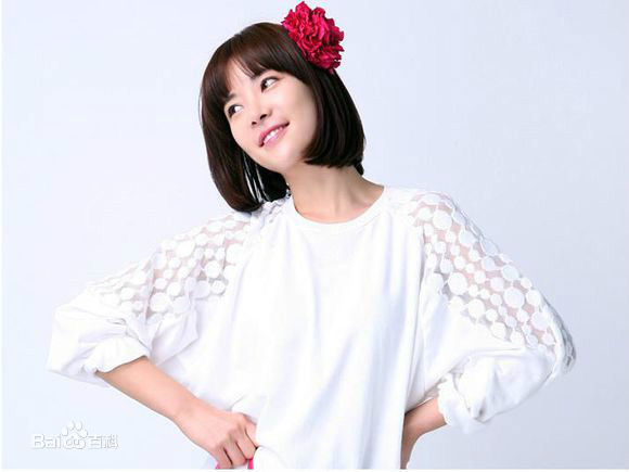 黄正音(Hwang Jung Eum)代言素颜照壁纸