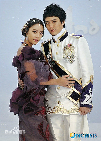 精选黄正音(Hwang Jung Eum)