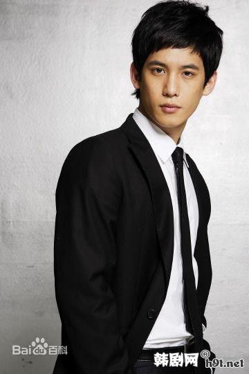 朴基雄(，Park Ki Woong，パク ギウン)画报精选性感图片壁纸