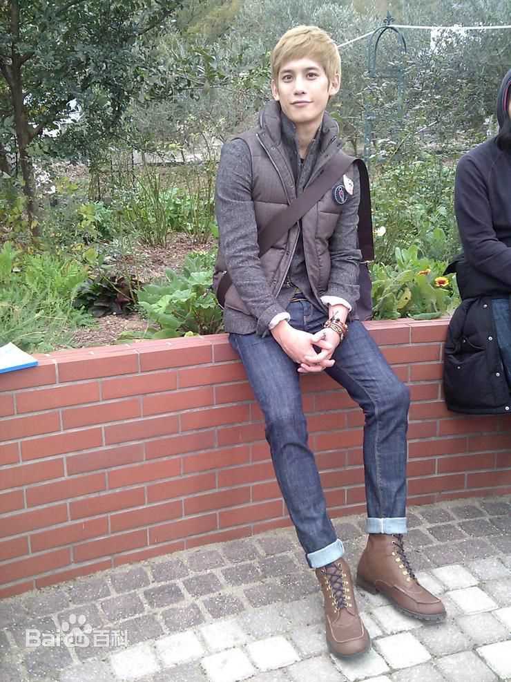 朴基雄(，Park Ki Woong，パク ギウン)画报精选性感图片壁纸