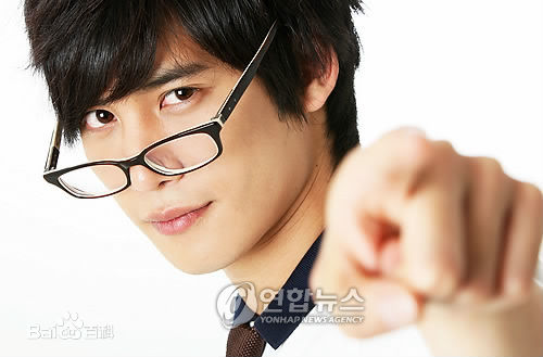 朴基雄(，Park Ki Woong，パク ギウン)画报精选性感图片壁纸