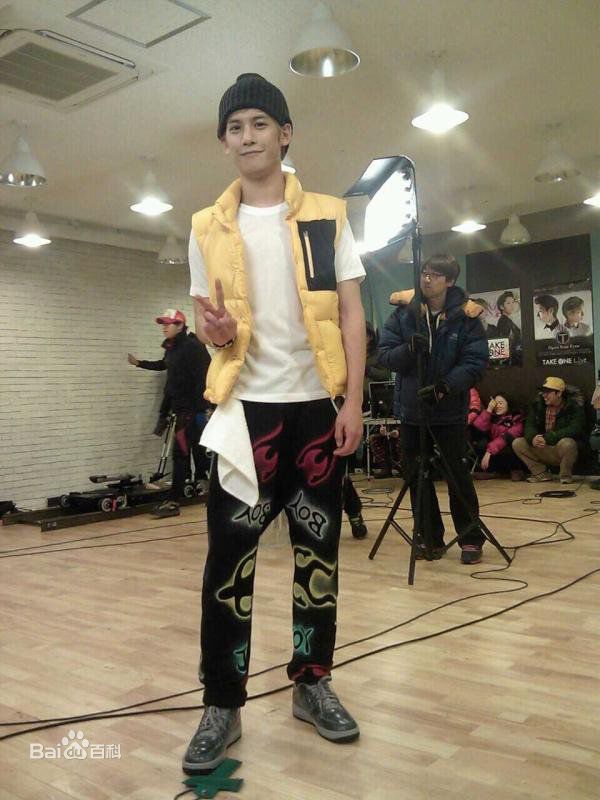 朴基雄(，Park Ki Woong，パク ギウン)《浪漫满屋2》最新剧照