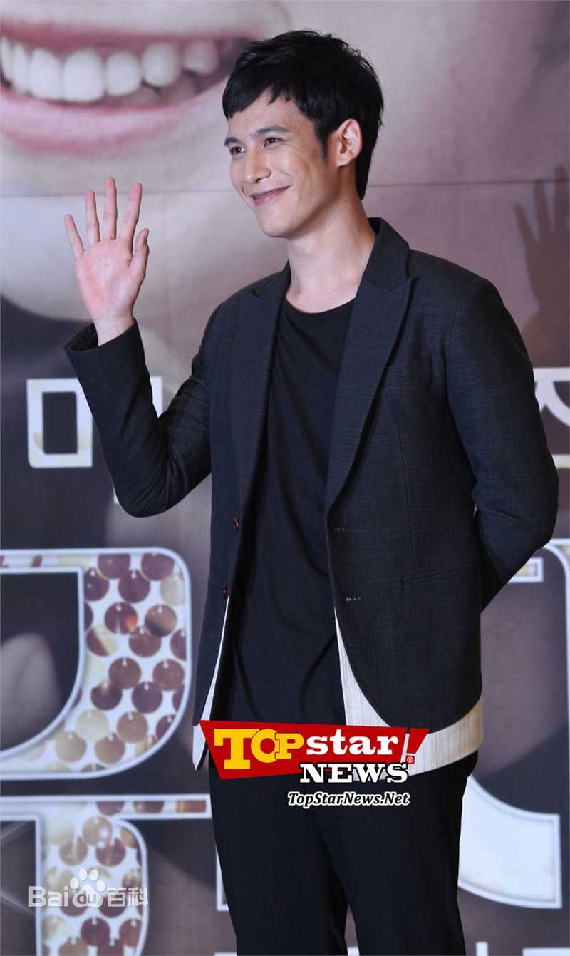 最优质朴基雄(，Park Ki Woong，パク ギウン)在《音乐剧》新闻发布会中的相册