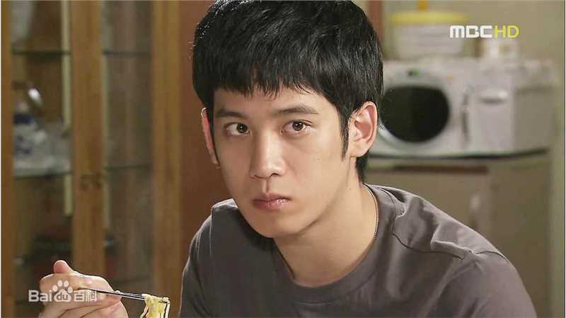 朴基雄(，Park Ki Woong，パク ギウン)《每天夜晚》最新剧照