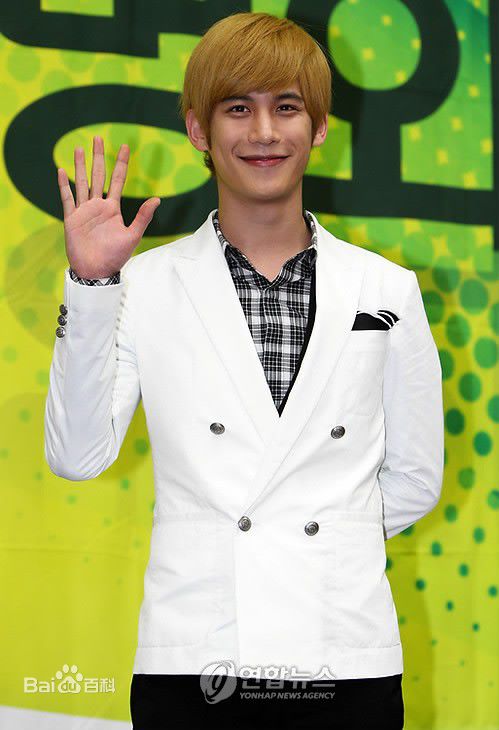 精选朴基雄(，Park Ki Woong，パク ギウン)在《可怕的家伙和鬼和我》新闻发布会中的图册
