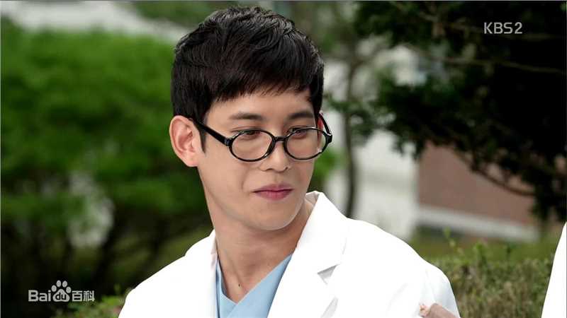 最优质朴基雄(，Park Ki Woong，パク ギウン)在《好医生》截图中的相册