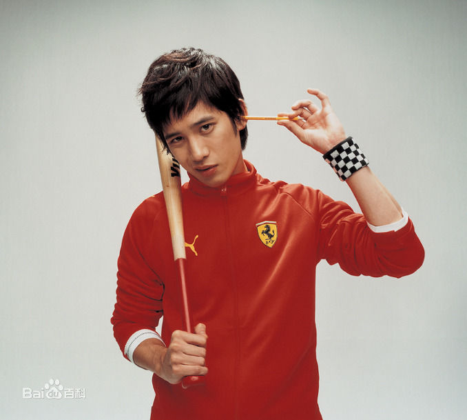 朴基雄(，Park Ki Woong，パク ギウン)在《我的野蛮女老师2》饰演许钟万中的