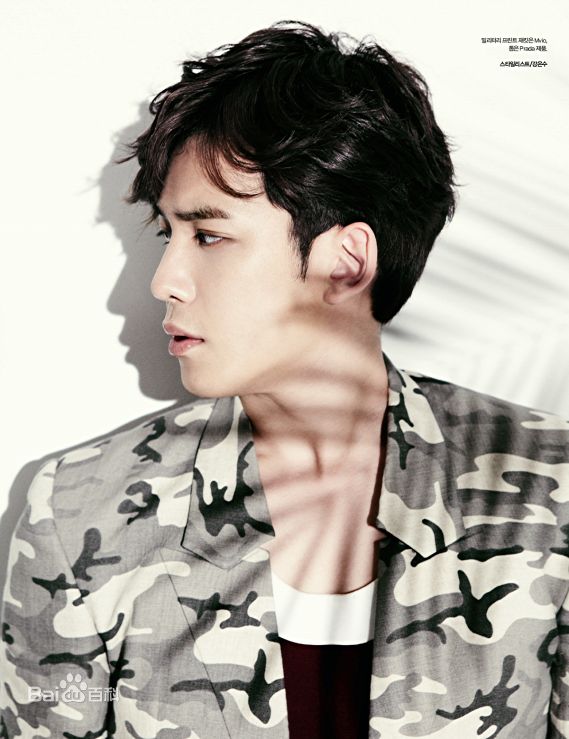 最全朴基雄(，Park Ki Woong，パク ギウン)在《VOGUE》4月号中的壁纸