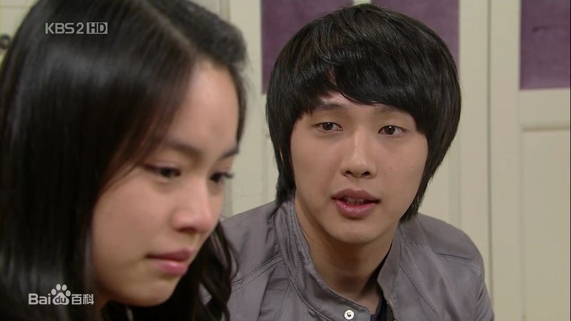 最优质洪雅凛(/Hong A Reum)在《我的爱金枝玉叶》中的相册