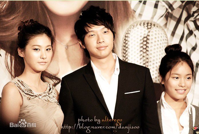 最优质洪雅凛(/Hong A Reum)在《我的爱金枝玉叶》中的相册