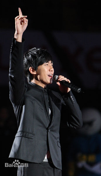 李昇基(Lee Seung Gi、イ·スンギ)公演现场生活照相册