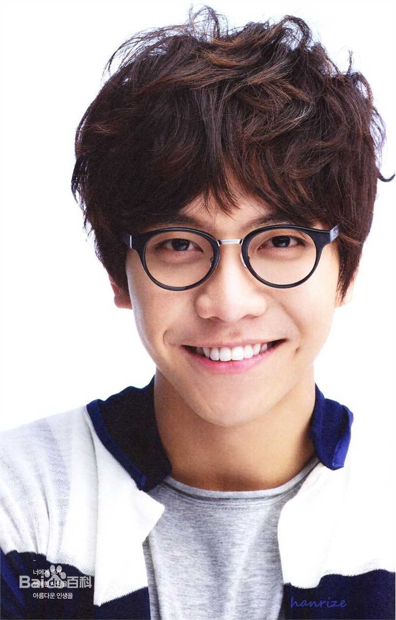 李昇基(Lee Seung Gi、イ·スンギ)高清杂志图集