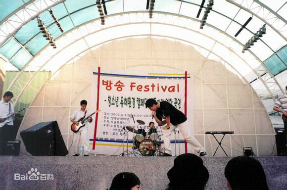 李昇基(Lee Seung Gi、イ·スンギ)成长足迹素颜照壁纸