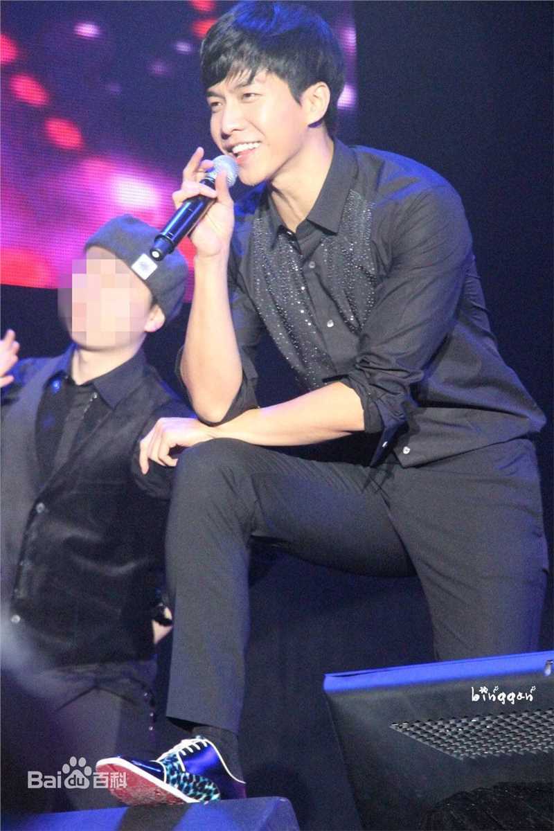 李昇基(Lee Seung Gi、イ·スンギ)公演舞台图册