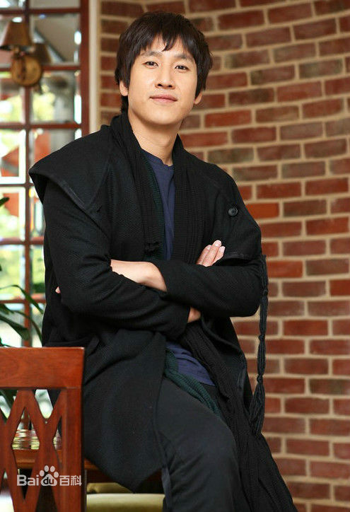 最新李善均(/Seon-gyun Lee)壁纸