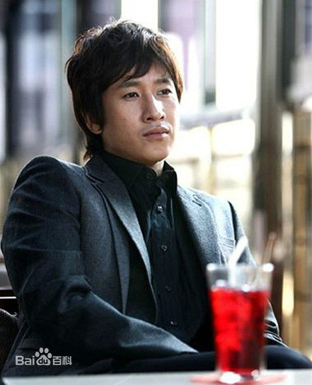 最新李善均(/Seon-gyun Lee)壁纸