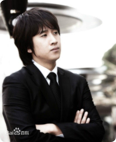 最新李善均(/Seon-gyun Lee)壁纸