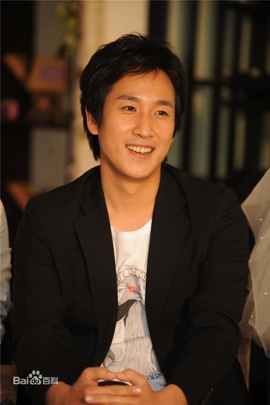 最新李善均(/Seon-gyun Lee)精彩图册