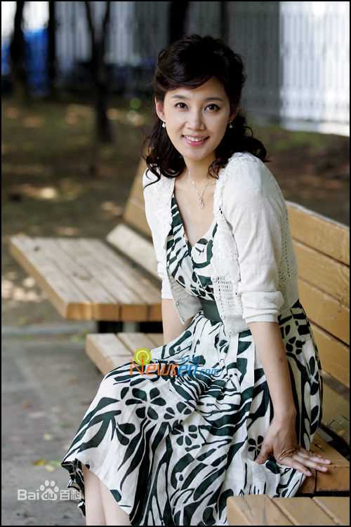 吴贤庆()生活照前后照片