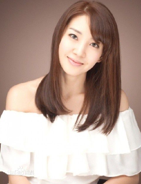 最新李雅贤()壁纸