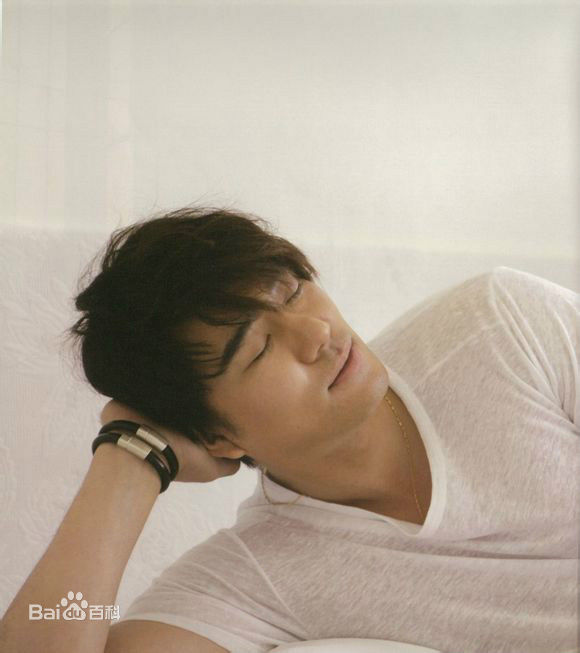 李泰坤( Lee Tae Gon)最优质2013集相册