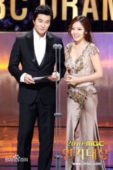 李泰坤( Lee Tae Gon)颁奖礼图册图册