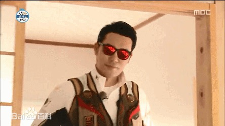 精选李泰坤( Lee Tae Gon)在《我独自生活》动图册中的图册