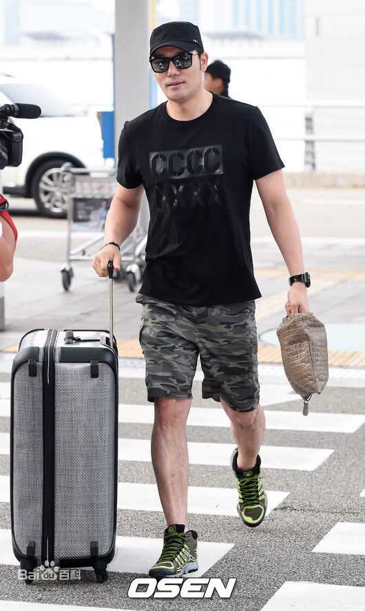 最全李泰坤( Lee Tae Gon)在《丛林的法则》in文莱25日仁川机场出发中的壁纸