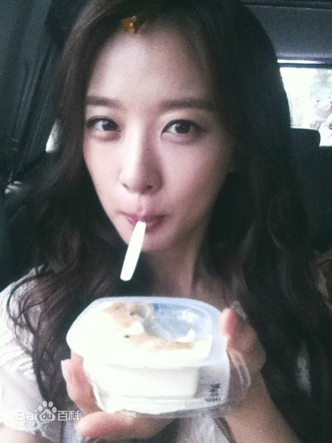 李清娥(/Lee Chung-ah)生活照前后照片