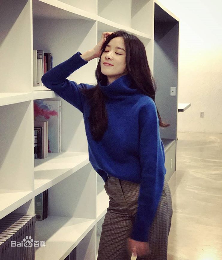 李清娥(/Lee Chung-ah)媒体画报生活照