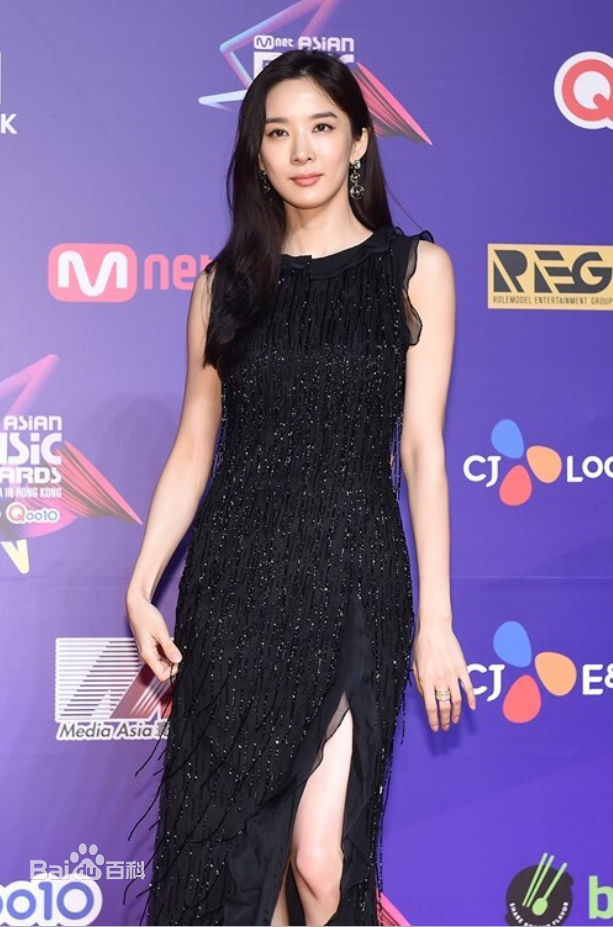 李清娥(/Lee Chung-ah)出席活动壁纸壁纸