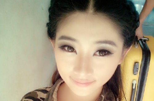 最优质妮(NINI)生活照