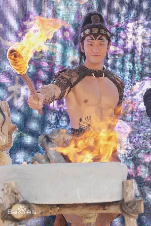 顾佑明(Youming Gu)在电影《远古大帝》发布会中的