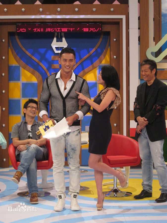 精选顾佑明(Youming Gu)在《康熙来了》花絮照中的图册