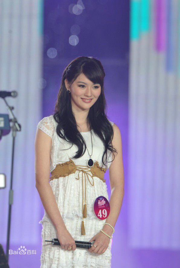 沐奕杉比赛图片素颜照相册