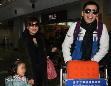 戴军出席活动图片图册