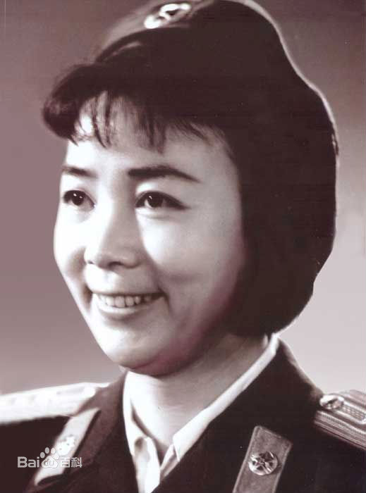 田华电影表演艺术家影集图册